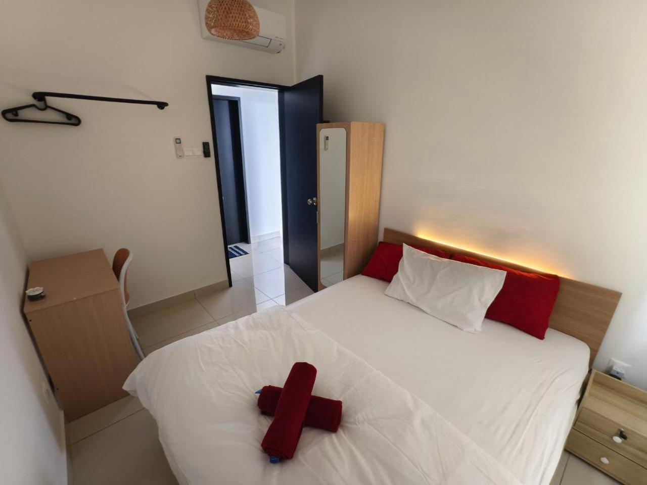 The Moon Homestay At Putrajaya Bagian luar foto